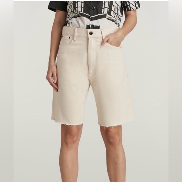 G-Star Pants - NWT G-Star Raw Women’s Type 89 Bermuda Raw Hem Shorts Ecru Off White - Size 27